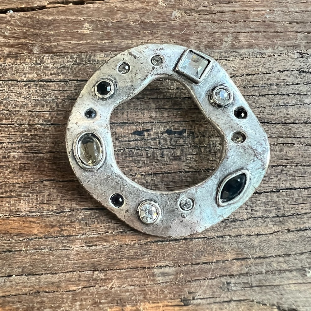 Round Silver-Tone Crystal pendant